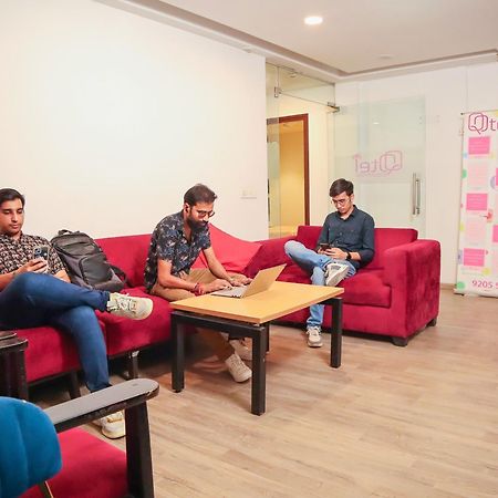Hotel La Serene By Qotel-Gagan Vihar Anand Vihar Nuova Delhi Esterno foto