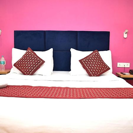 Hotel La Serene By Qotel-Gagan Vihar Anand Vihar Nuova Delhi Esterno foto